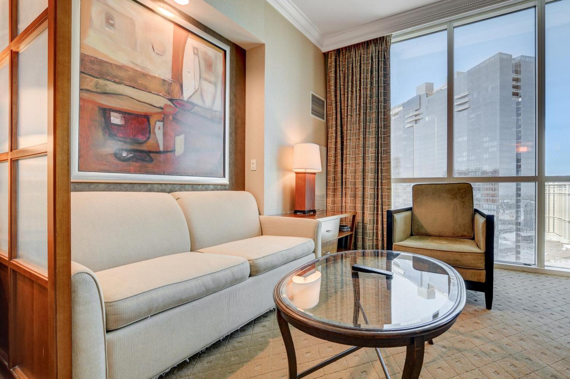 Classic Suite Mgm Signature 25Th Flr Pool View Лас-Вегас Экстерьер фото