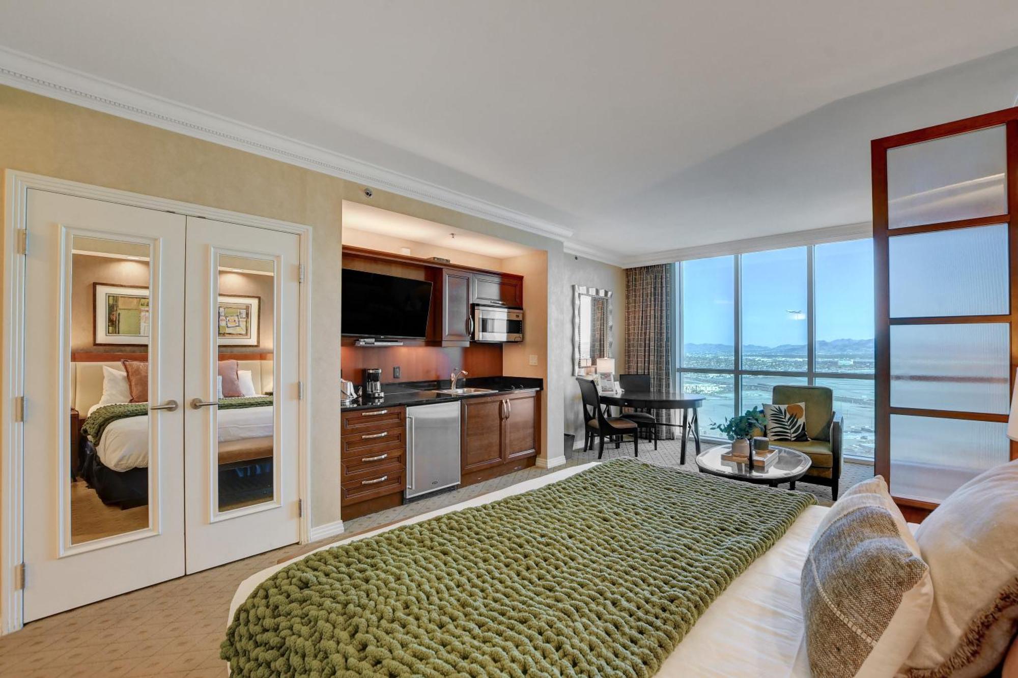 Classic Suite Mgm Signature 25Th Flr Pool View Лас-Вегас Экстерьер фото
